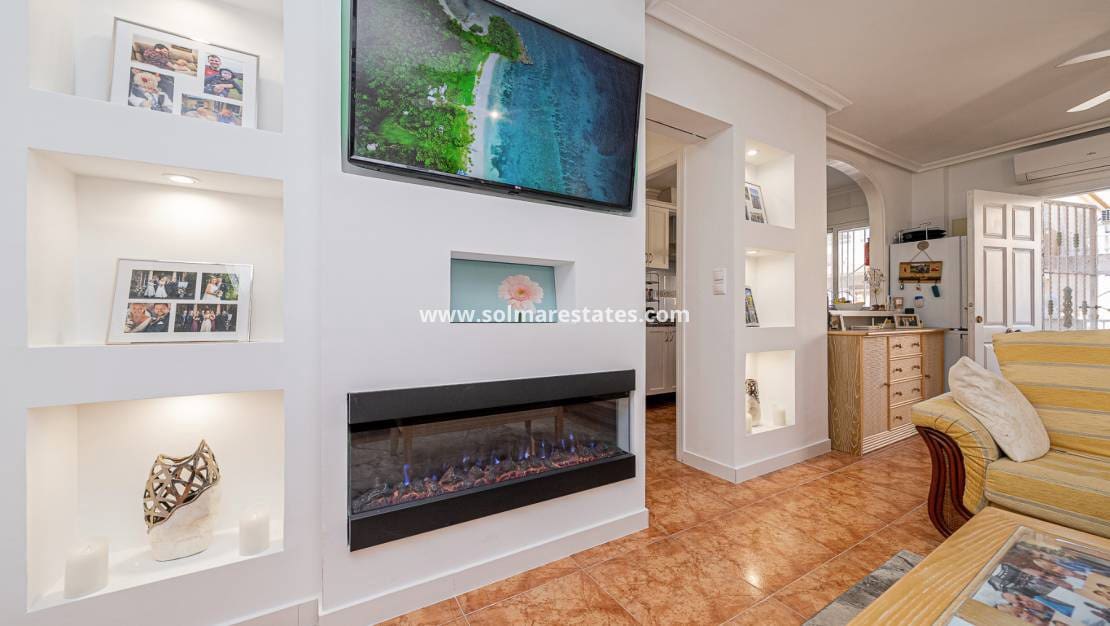 3 quarto Moradia para venda em Cabo Roig com piscina - 239 000 € (Ref: 9650441)