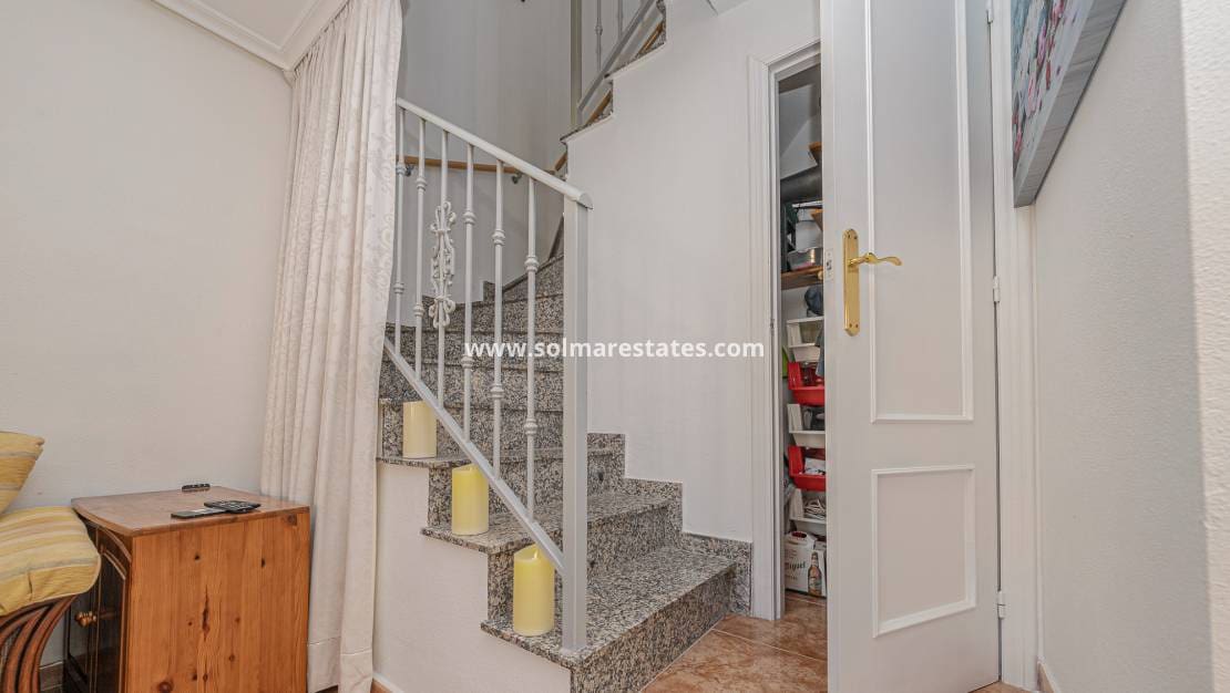 3 quarto Moradia para venda em Cabo Roig com piscina - 239 000 € (Ref: 9650441)