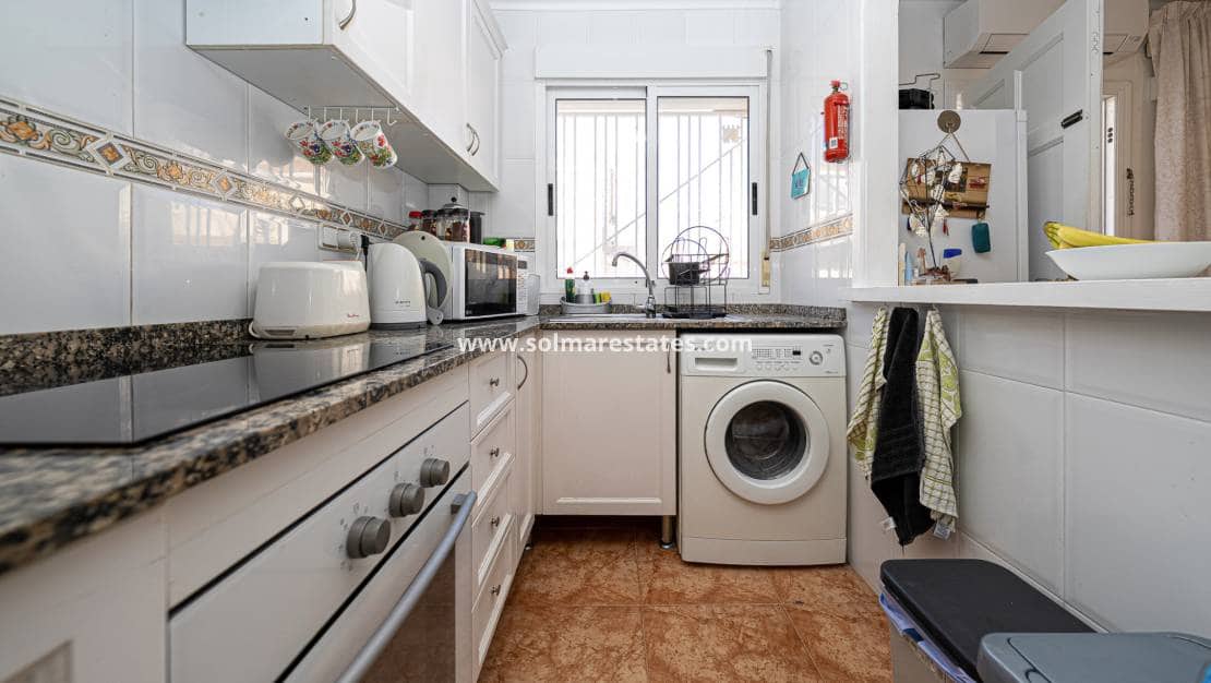 3 quarto Moradia para venda em Cabo Roig com piscina - 239 000 € (Ref: 9650441)