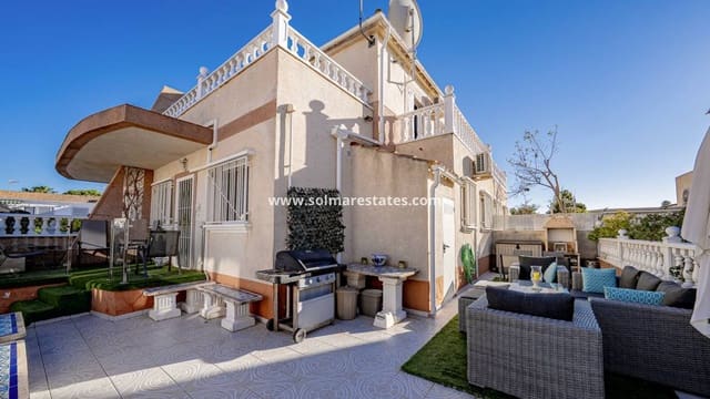 3 soveværelse Villa til salg i Cabo Roig, Orihuela med swimmingpool - € 225.000 (Ref: 9650441)
