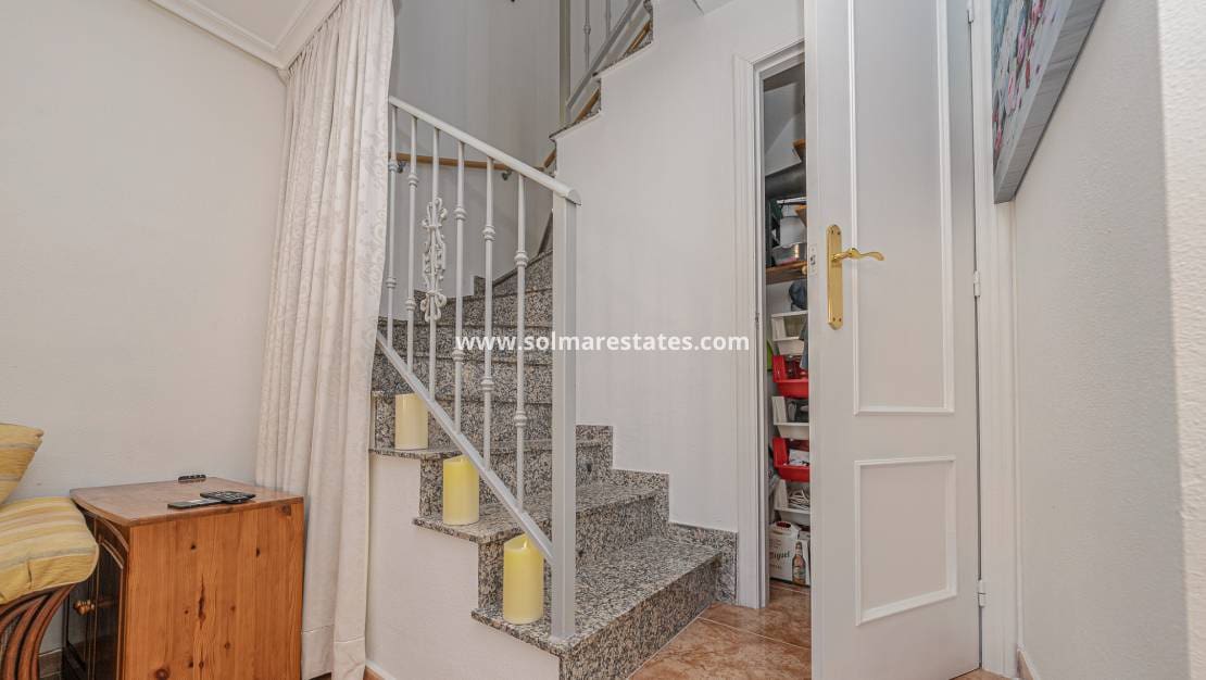 3 camera da letto Villa in vendita in Cabo Roig con piscina - 225.000 € (Rif: 9650441)