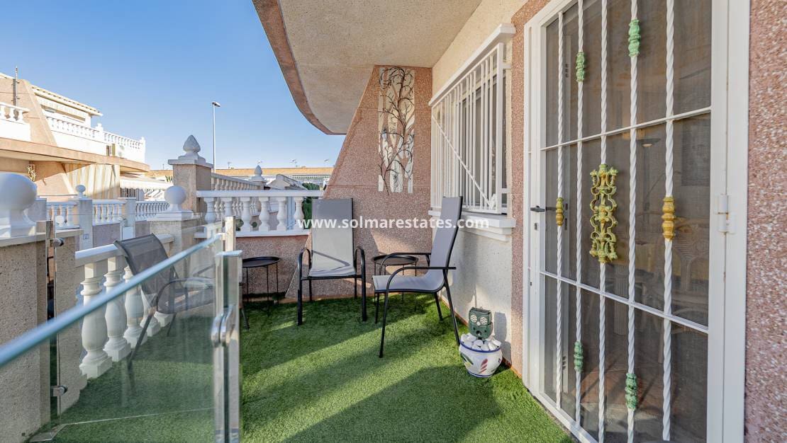 3 camera da letto Villa in vendita in Cabo Roig con piscina - 225.000 € (Rif: 9650441)