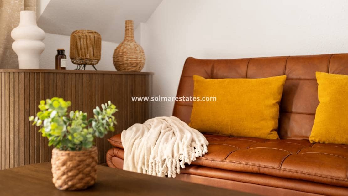 2 soveværelse Lejlighed til salg i La Marquesa med swimmingpool - € 179.000 (Ref: 9650631)