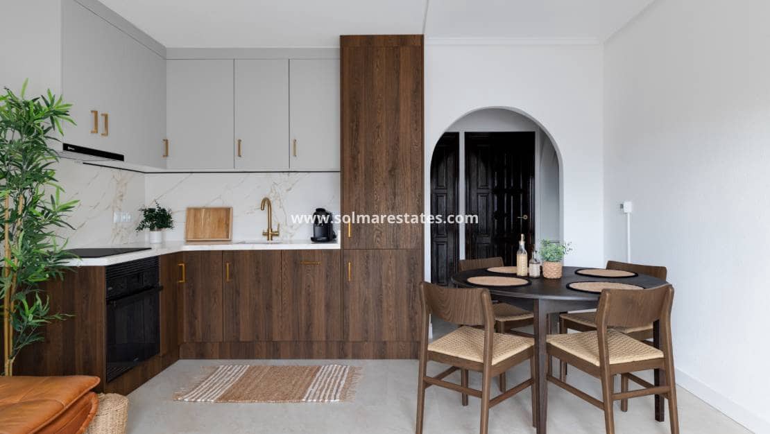 2 soveværelse Lejlighed til salg i La Marquesa med swimmingpool - € 179.000 (Ref: 9650631)