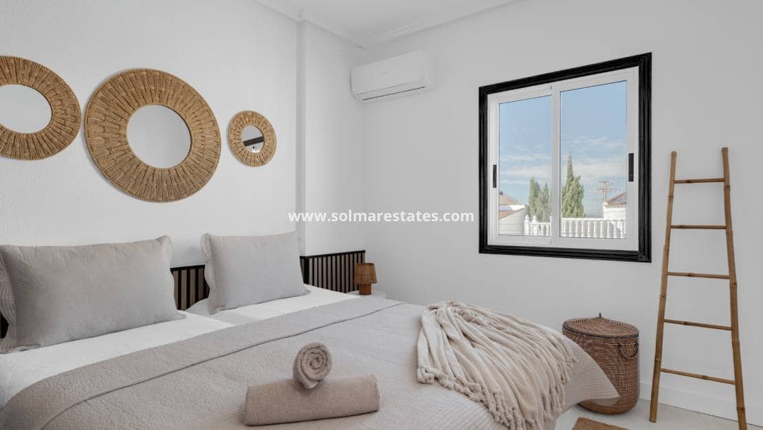 2 soveværelse Lejlighed til salg i La Marquesa med swimmingpool - € 179.000 (Ref: 9650631)