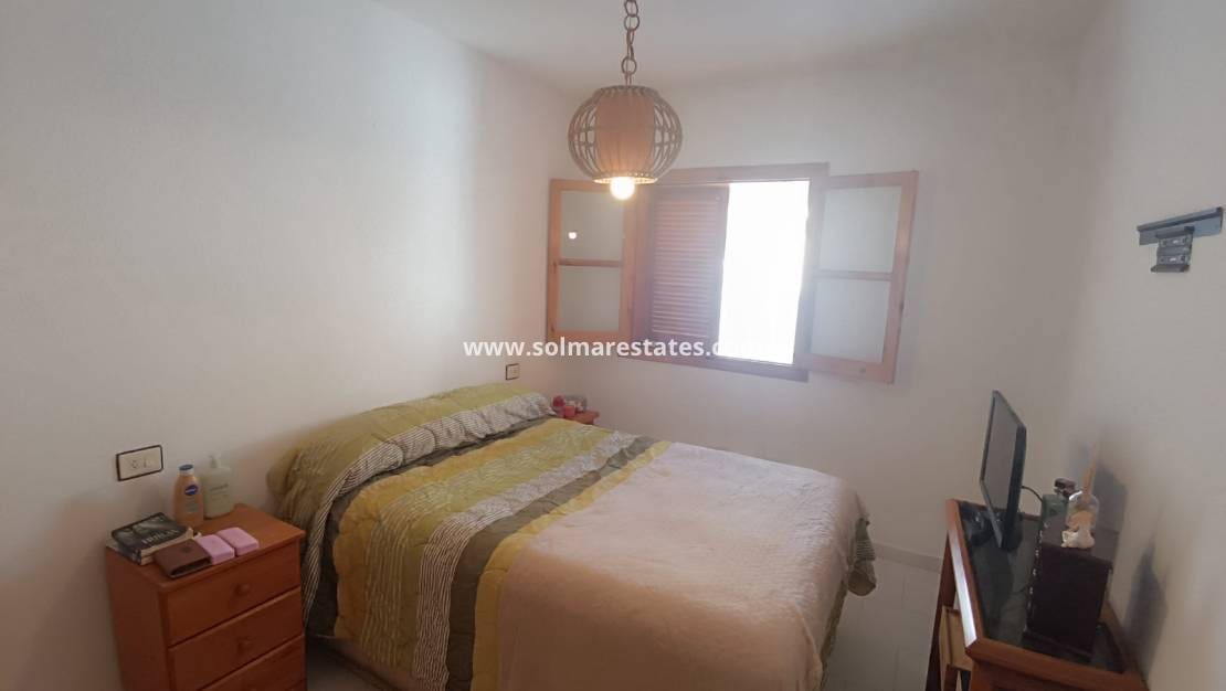 2 soveværelse Bungalow til salg i Playa Flamenca - € 123.000 (Ref: 9656397)