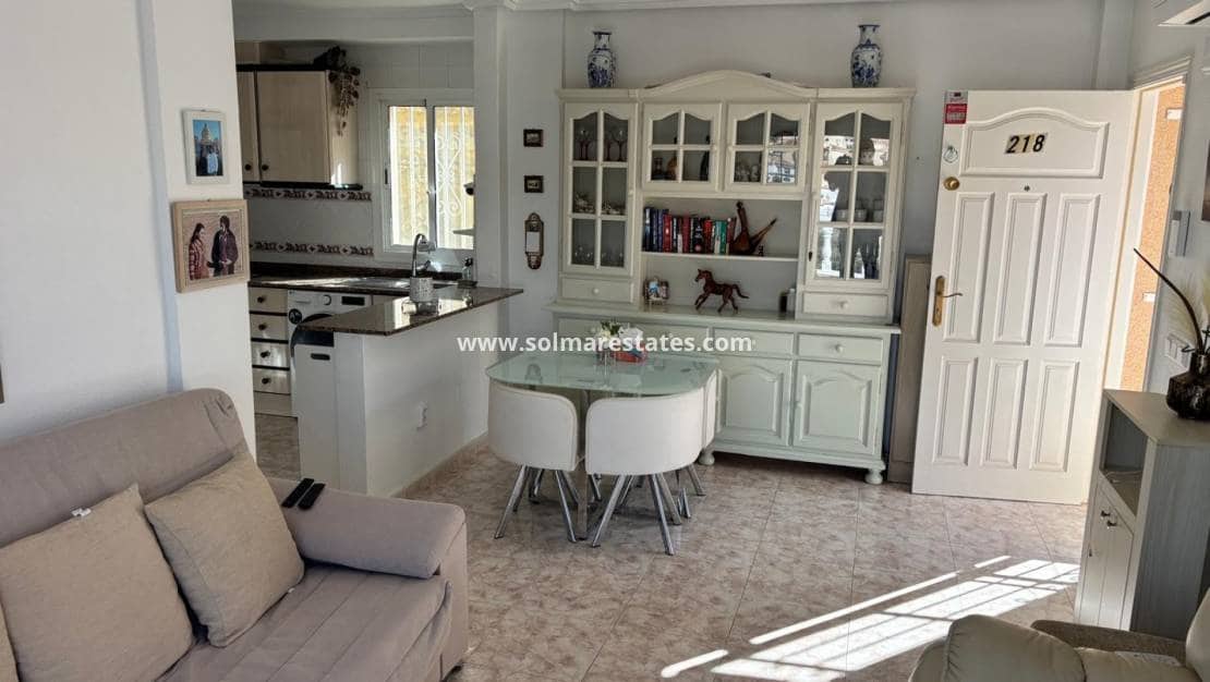 2 sypialnia Apartament na sprzedaż w La Marquesa z basenem - 149 995 € (Ref: 9667012)