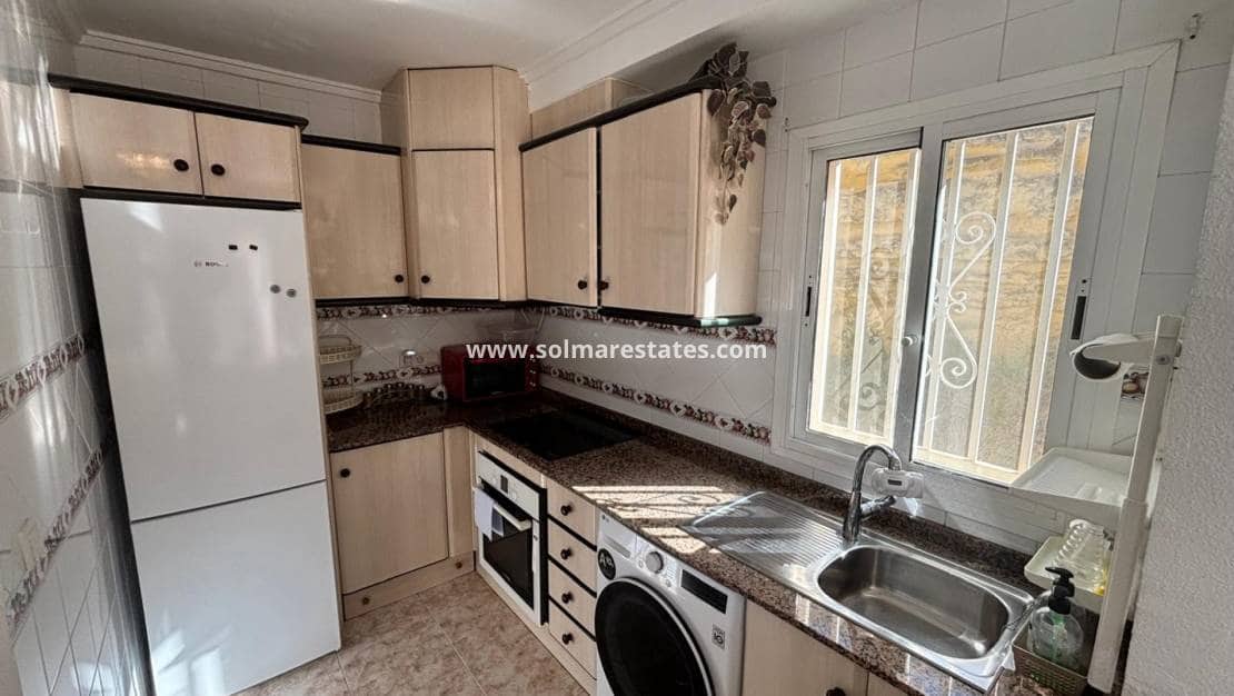 2 sypialnia Apartament na sprzedaż w La Marquesa z basenem - 149 995 € (Ref: 9667012)