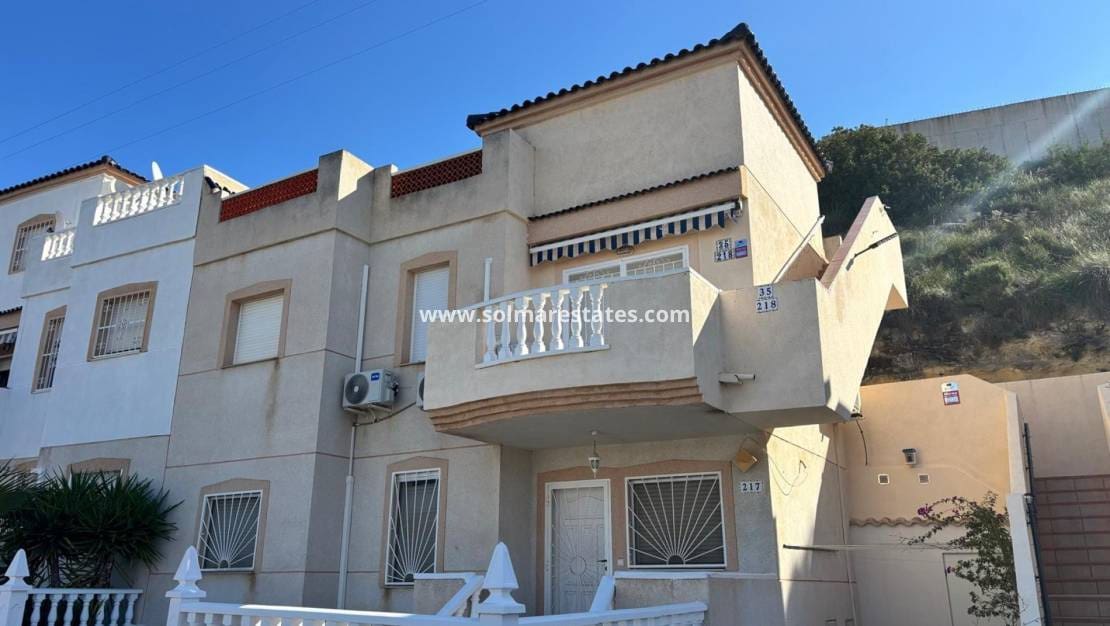 2 sypialnia Apartament na sprzedaż w La Marquesa z basenem - 149 995 € (Ref: 9667012)