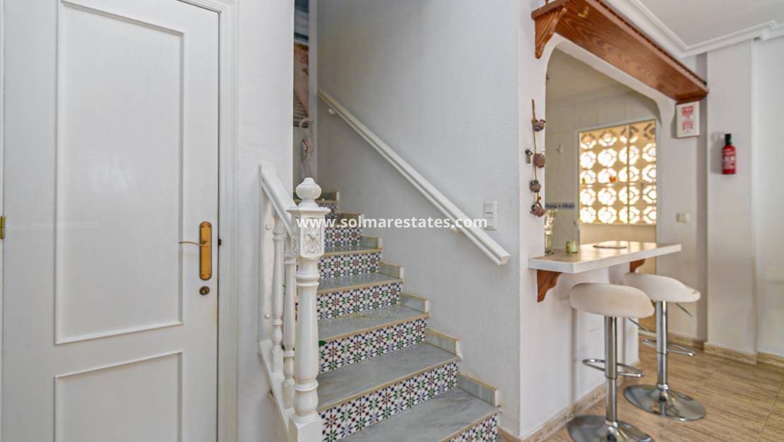 Pareado de 2 habitaciones en Pilar de la Horadada en venta con piscina - 235.000 € (Ref: 9667181)