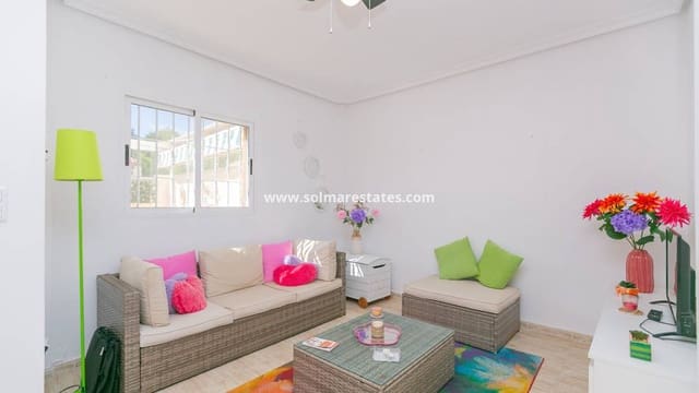 Pareado de 2 habitaciones en Mil Palmeras, Pilar de la Horadada en venta con piscina - 235.000 € (Ref: 9667181)