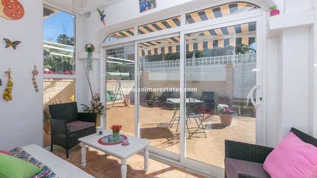 Pareado de 2 habitaciones en Mil Palmeras, Pilar de la Horadada en venta con piscina - 235.000 € (Ref: 9667181)