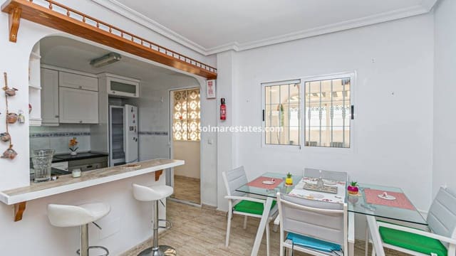 Pareado de 2 habitaciones en Mil Palmeras, Pilar de la Horadada en venta con piscina - 235.000 € (Ref: 9667181)