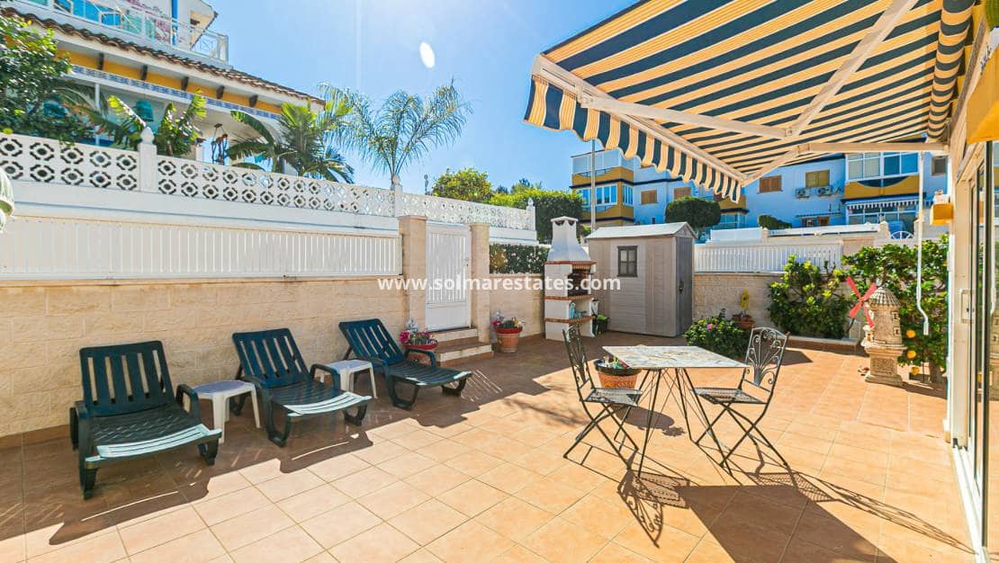 Pareado de 2 habitaciones en Pilar de la Horadada en venta con piscina - 235.000 € (Ref: 9667181)