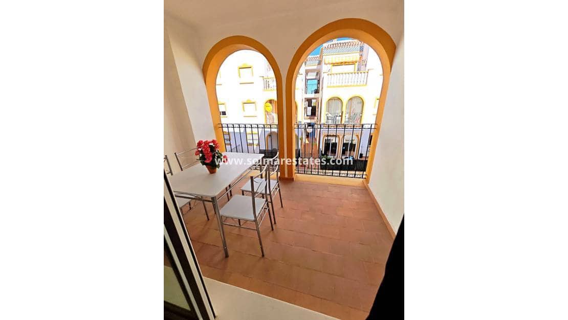 2 sovrum Lägenhet till salu i La Zenia med pool - 165 000 € (Ref: 9667182)