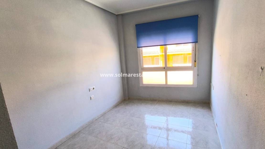 3 bedroom Apartment for sale in Los Montesinos - € 134,900 (Ref: 9667183)