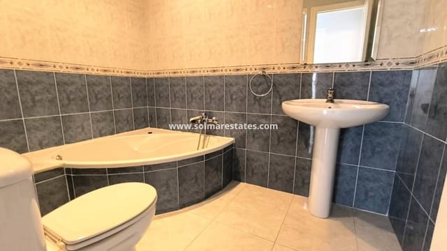 3 soveværelse Lejlighed til salg i Los Montesinos - € 134.900 (Ref: 9667183)