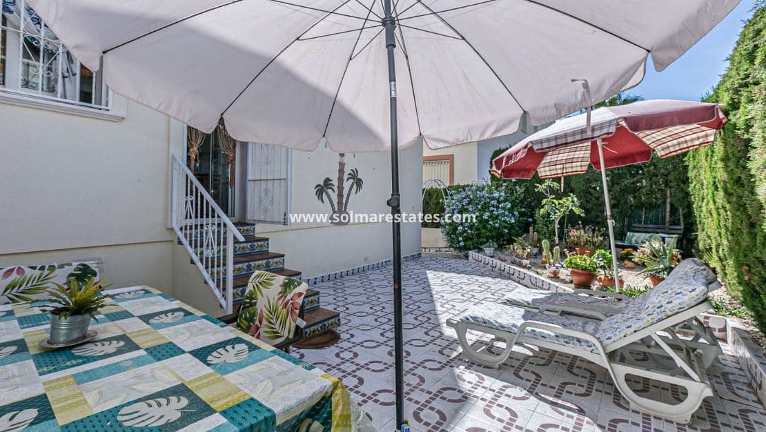 2 sovrum Lägenhet till salu i Playa Flamenca med pool - 199 999 € (Ref: 9669122)