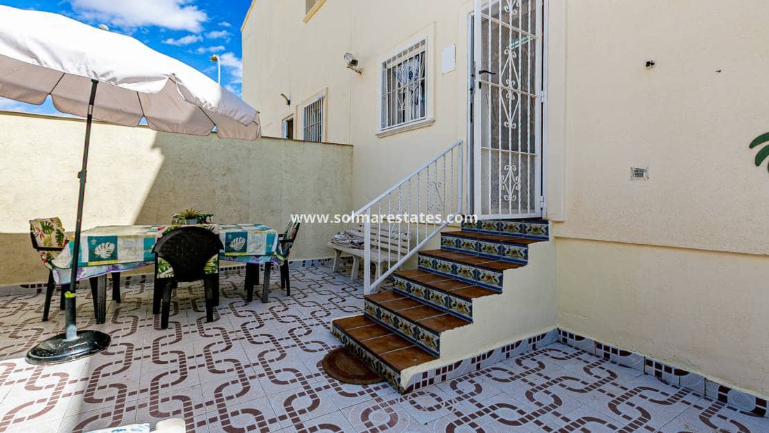 2 sovrum Lägenhet till salu i Playa Flamenca med pool - 199 999 € (Ref: 9669122)