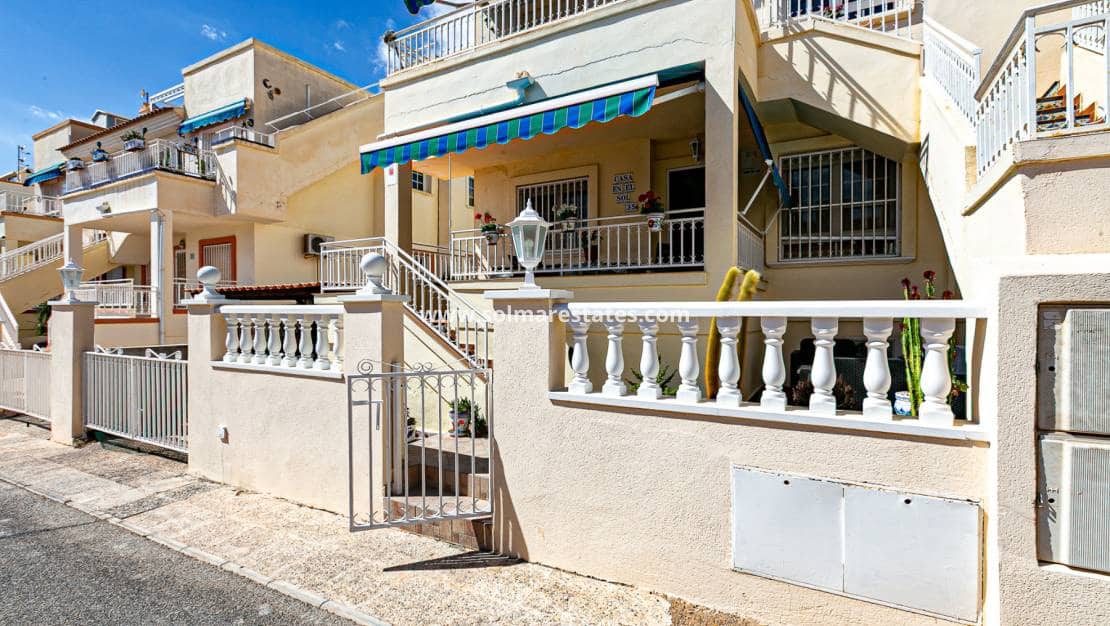 2 sovrum Lägenhet till salu i Playa Flamenca med pool - 199 999 € (Ref: 9669122)
