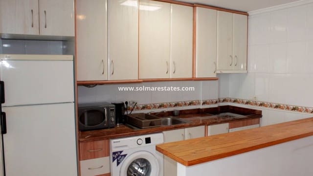 2 chambre Appartement à vendre à Villamartin, Orihuela - 148 000 € (Ref: 9669321)