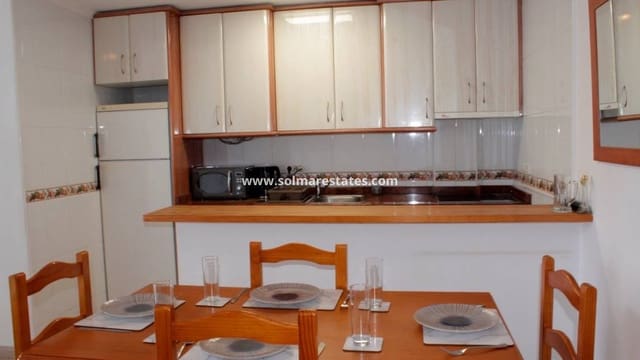 2 chambre Appartement à vendre à Villamartin, Orihuela - 148 000 € (Ref: 9669321)