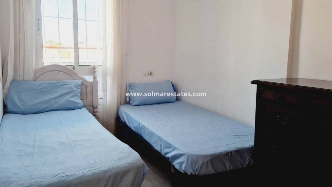 2 bedroom Apartment for sale in Villamartin - € 148,000 (Ref: 9669321)