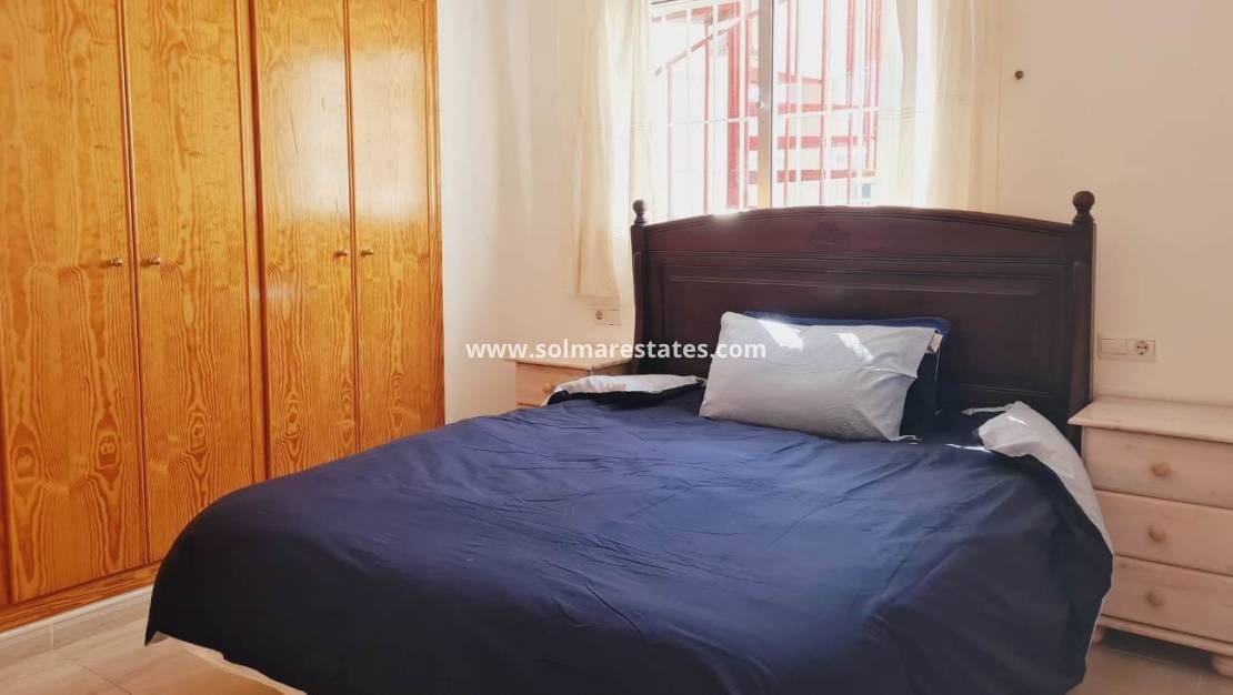 2 bedroom Apartment for sale in Villamartin - € 148,000 (Ref: 9669321)