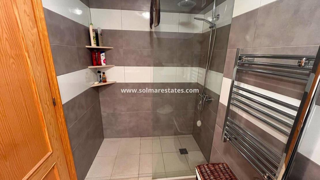 Apartamento de 2 habitaciones en Algorfa en venta con piscina - 115.000 € (Ref: 9669323)