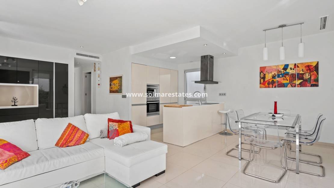 3 sypialnia Willa na sprzedaż w Ciudad Quesada z basenem - 425 000 € (Ref: 9674735)