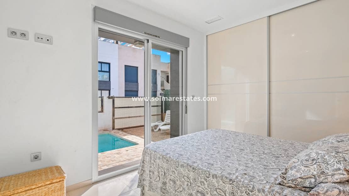 3 sypialnia Willa na sprzedaż w Ciudad Quesada z basenem - 425 000 € (Ref: 9674735)