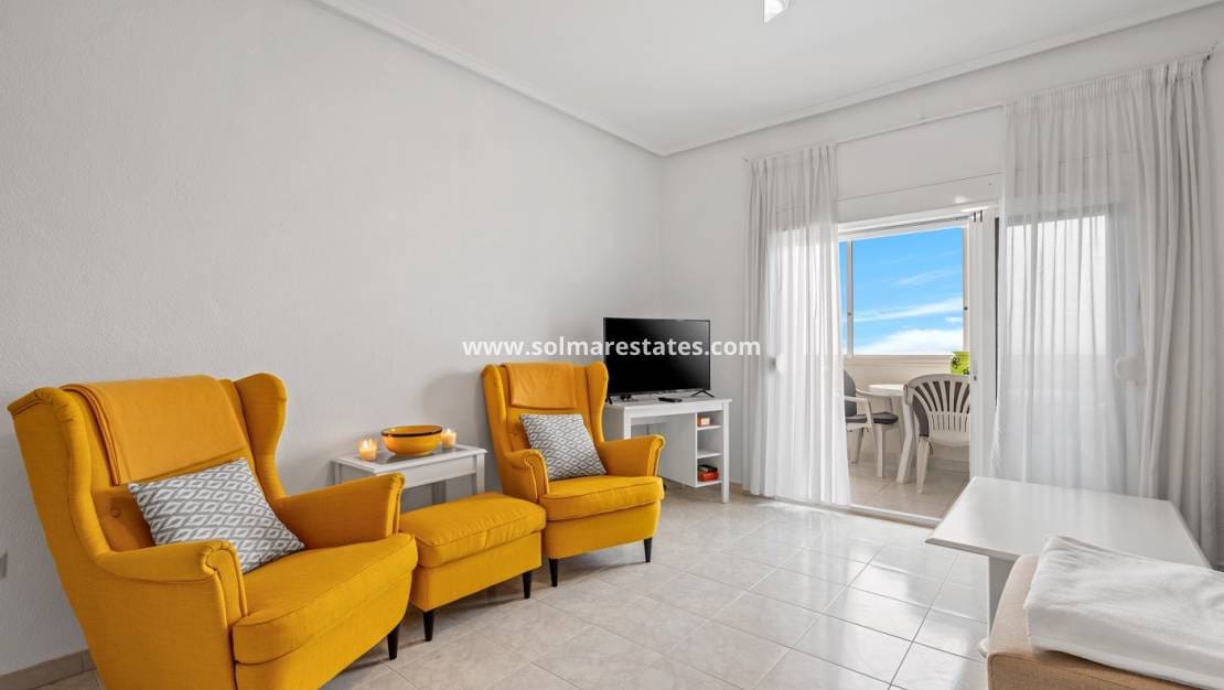 2 bedroom Apartment for sale in Pueblo Bravo with pool - € 155,000 (Ref: 9674736)