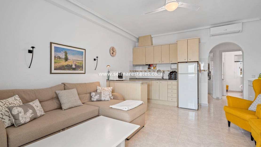 2 bedroom Apartment for sale in Pueblo Bravo with pool - € 155,000 (Ref: 9674736)