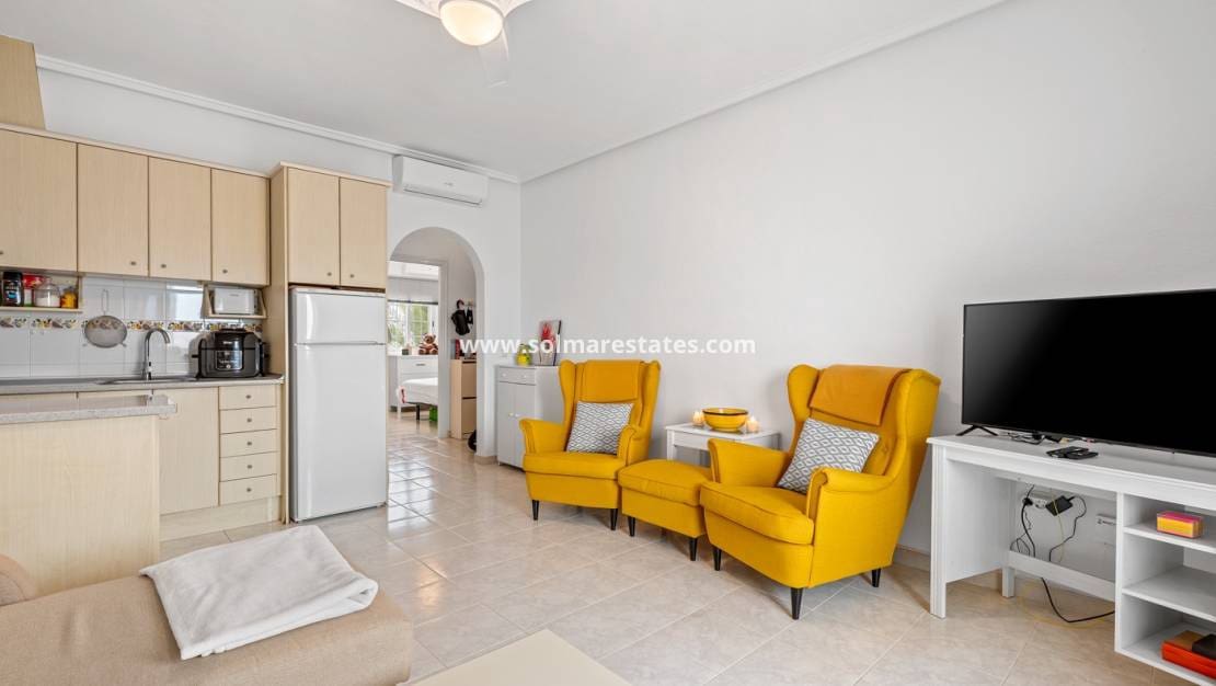 2 bedroom Apartment for sale in Pueblo Bravo with pool - € 155,000 (Ref: 9674736)