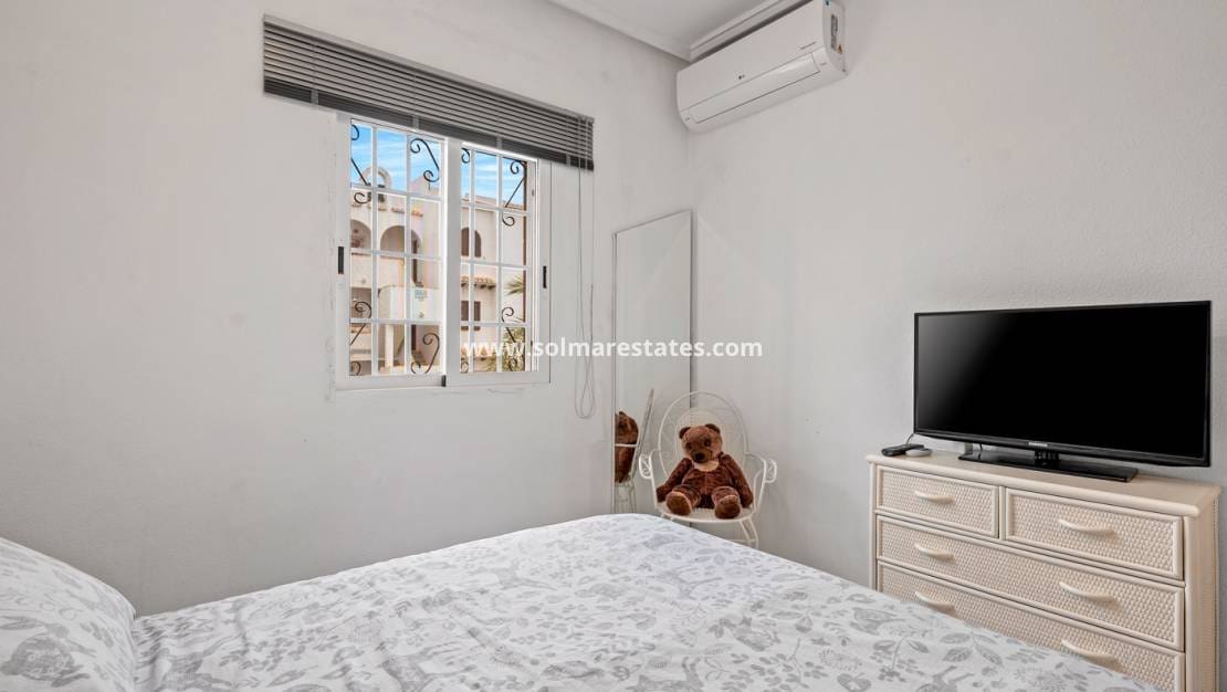 2 bedroom Apartment for sale in Pueblo Bravo with pool - € 155,000 (Ref: 9674736)