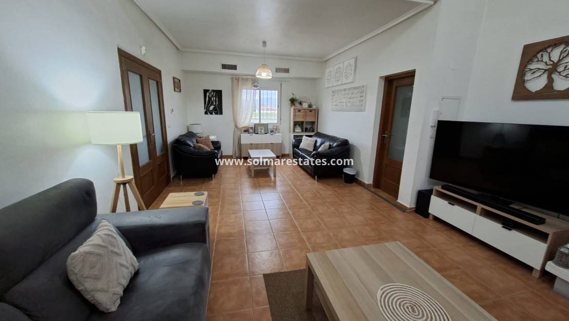 5 soveværelse Villa til salg i Catral med swimmingpool - € 449.995 (Ref: 9685688)