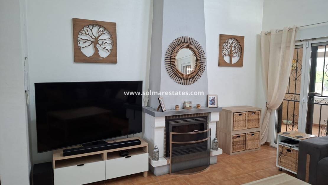 5 soveværelse Villa til salg i Catral med swimmingpool - € 449.995 (Ref: 9685688)