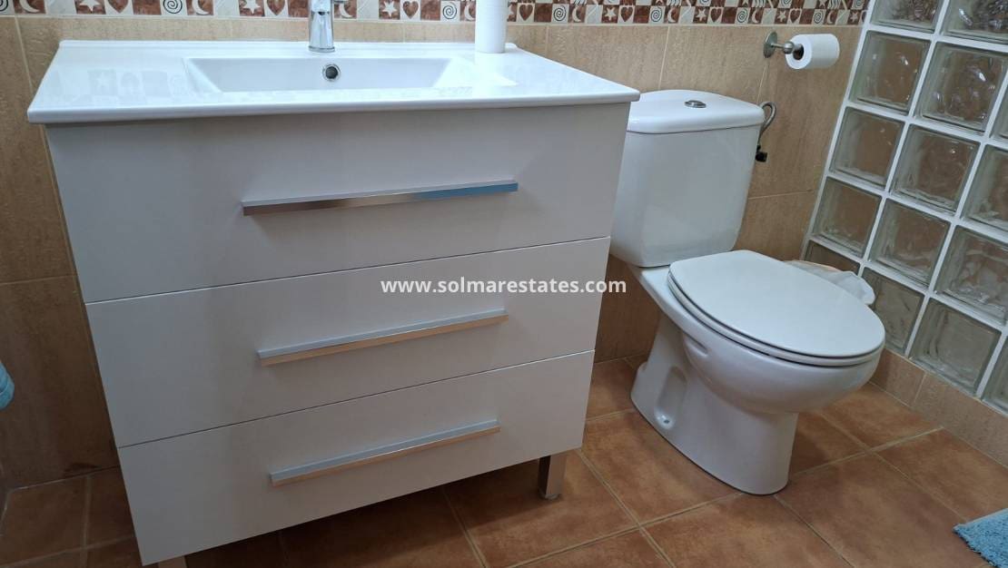 5 soveværelse Villa til salg i Catral med swimmingpool - € 449.995 (Ref: 9685688)