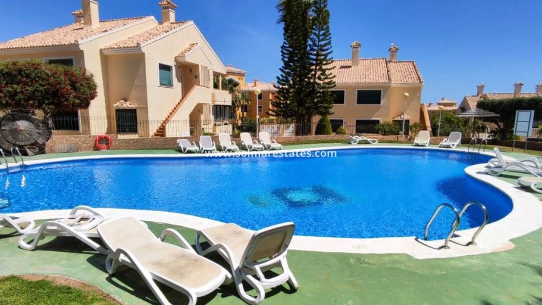 2 slaapkamer Appartement te koop in Campoamor met zwembad - € 169.000 (Ref: 9687327)