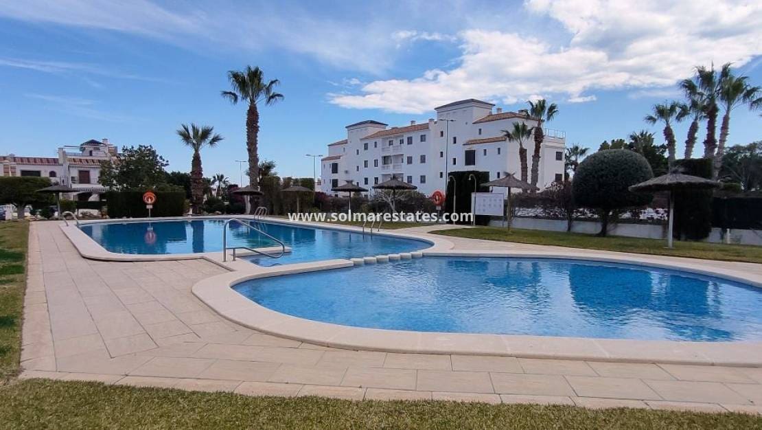 2 bedroom Apartment for sale in Villamartin with pool - € 169,900 (Ref: 9687328)