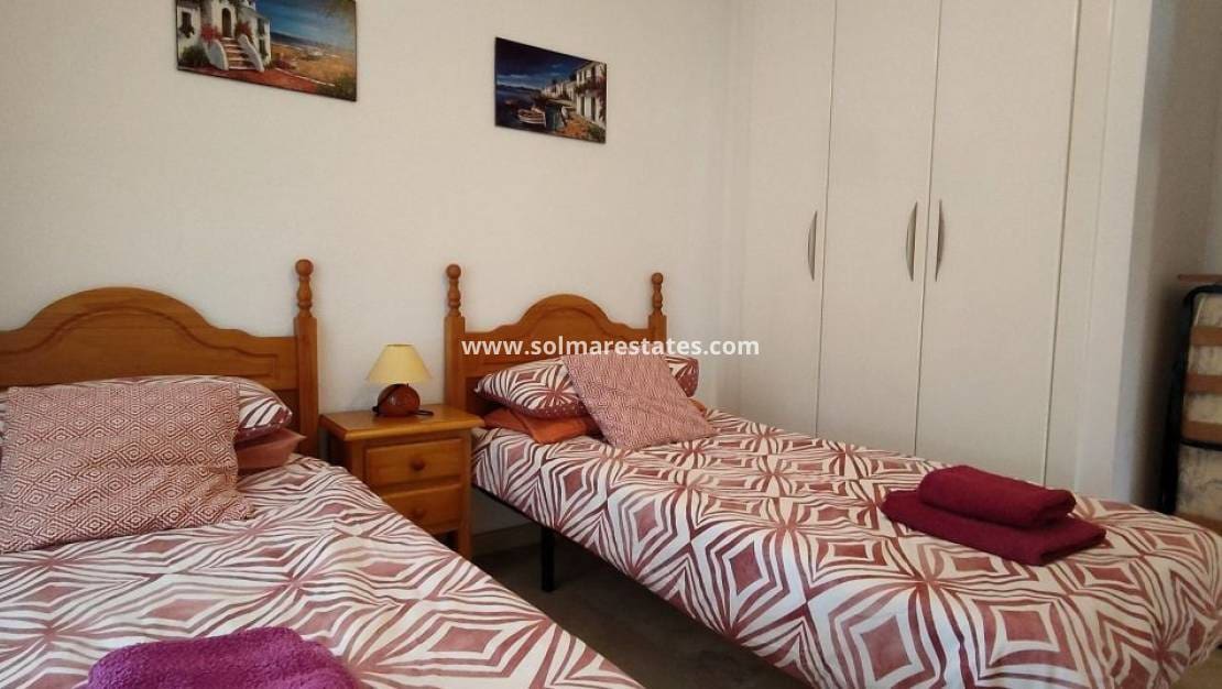 2 bedroom Apartment for sale in Villamartin with pool - € 169,900 (Ref: 9687328)