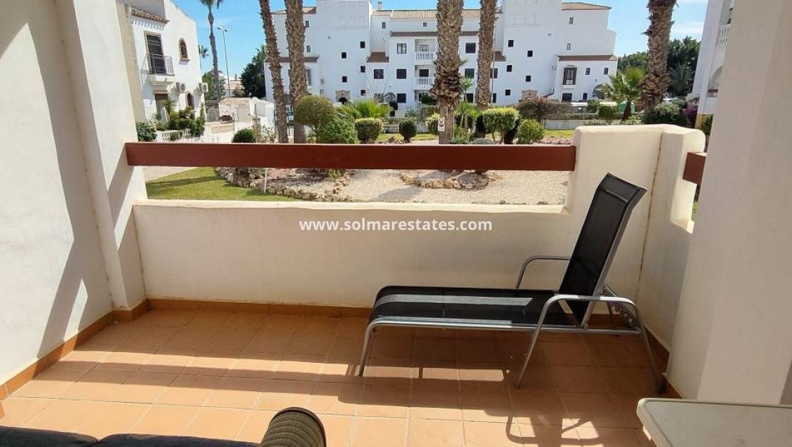 2 bedroom Apartment for sale in Villamartin with pool - € 169,900 (Ref: 9687328)
