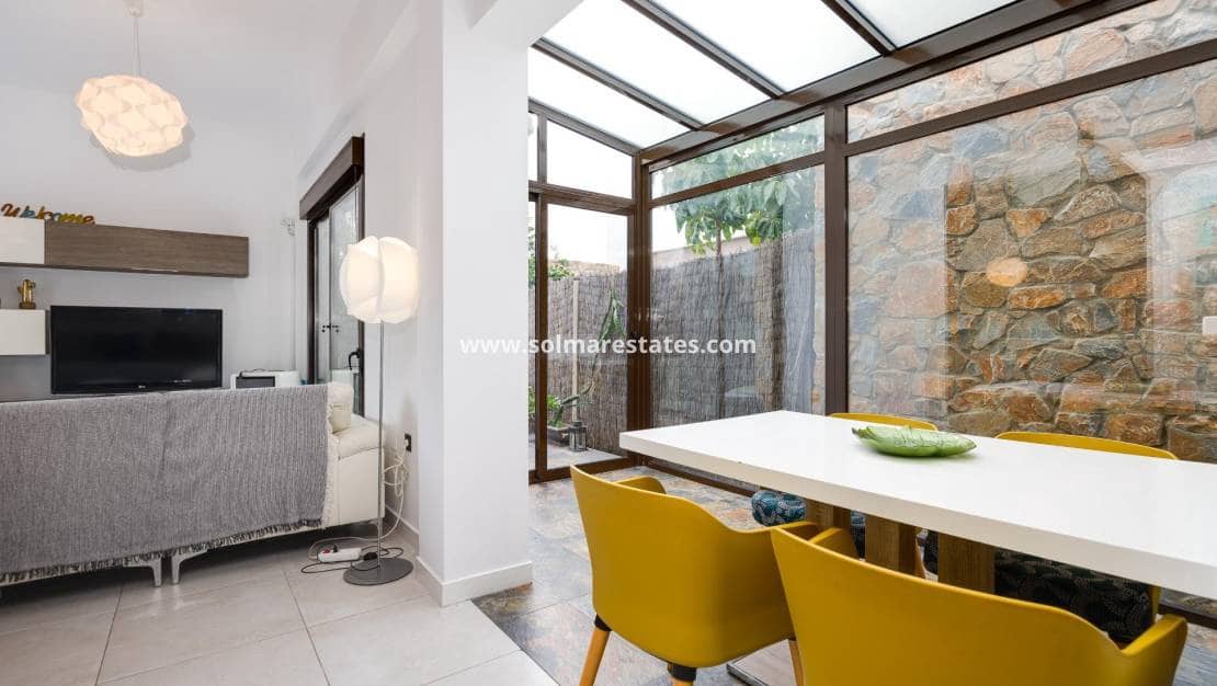 2 Zimmer Haus zu verkaufen in Cabo Roig mit Pool - 349.000 € (Ref: 9687329)