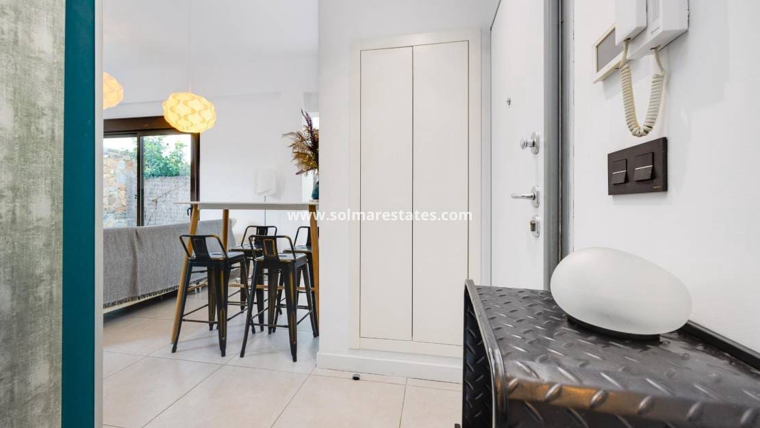 2 Zimmer Haus zu verkaufen in Cabo Roig mit Pool - 349.000 € (Ref: 9687329)