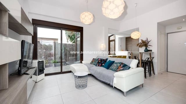 2 bedroom Townhouse for sale in Cabo Roig, Orihuela with pool - € 349,000 (Ref: 9687329)