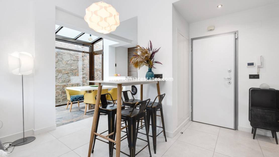 2 Zimmer Haus zu verkaufen in Cabo Roig mit Pool - 349.000 € (Ref: 9687329)