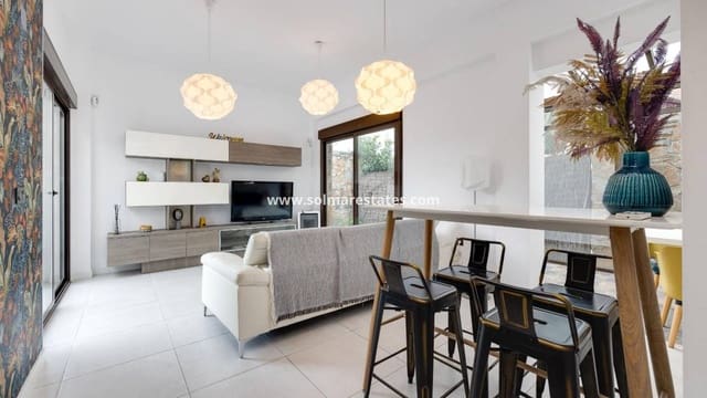 2 bedroom Townhouse for sale in Cabo Roig, Orihuela with pool - € 349,000 (Ref: 9687329)