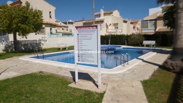3 quarto Moradia Geminada para venda em Playa Flamenca, Orihuela com piscina - 299 000 € (Ref: 9687619)