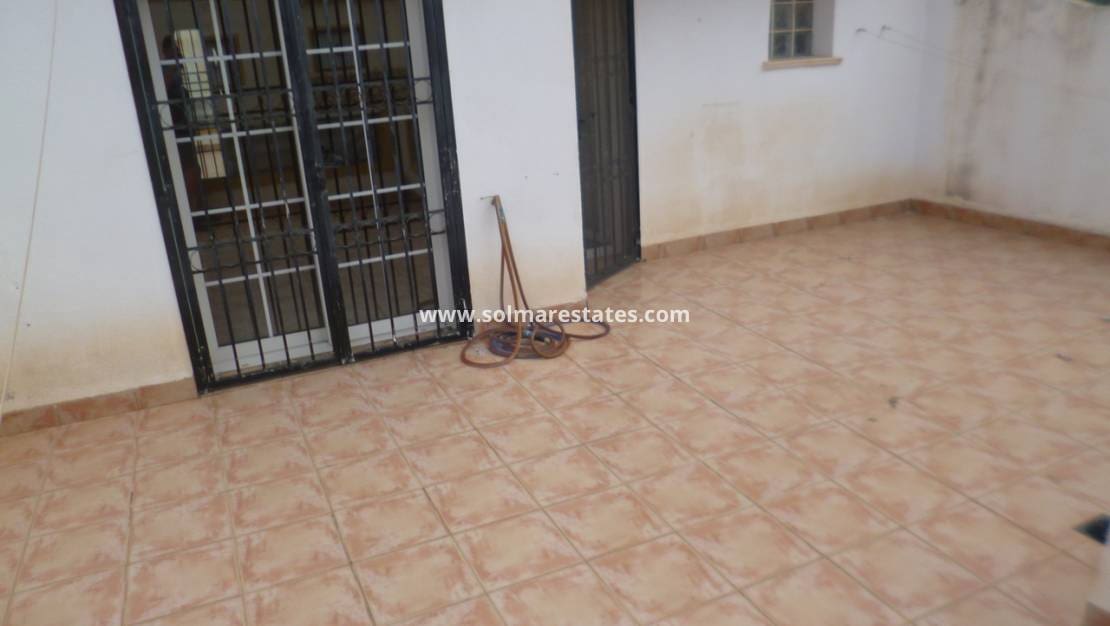 3 bedroom Semi-detached Villa for sale in Playa Flamenca with pool - € 299,000 (Ref: 9687619)
