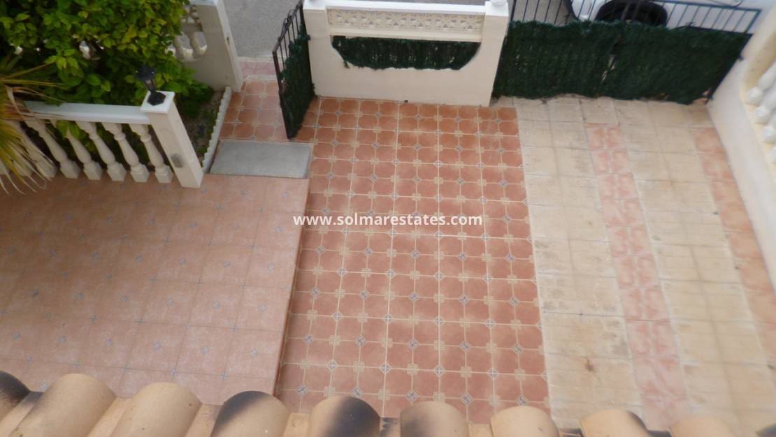 3 bedroom Semi-detached Villa for sale in Playa Flamenca with pool - € 299,000 (Ref: 9687619)